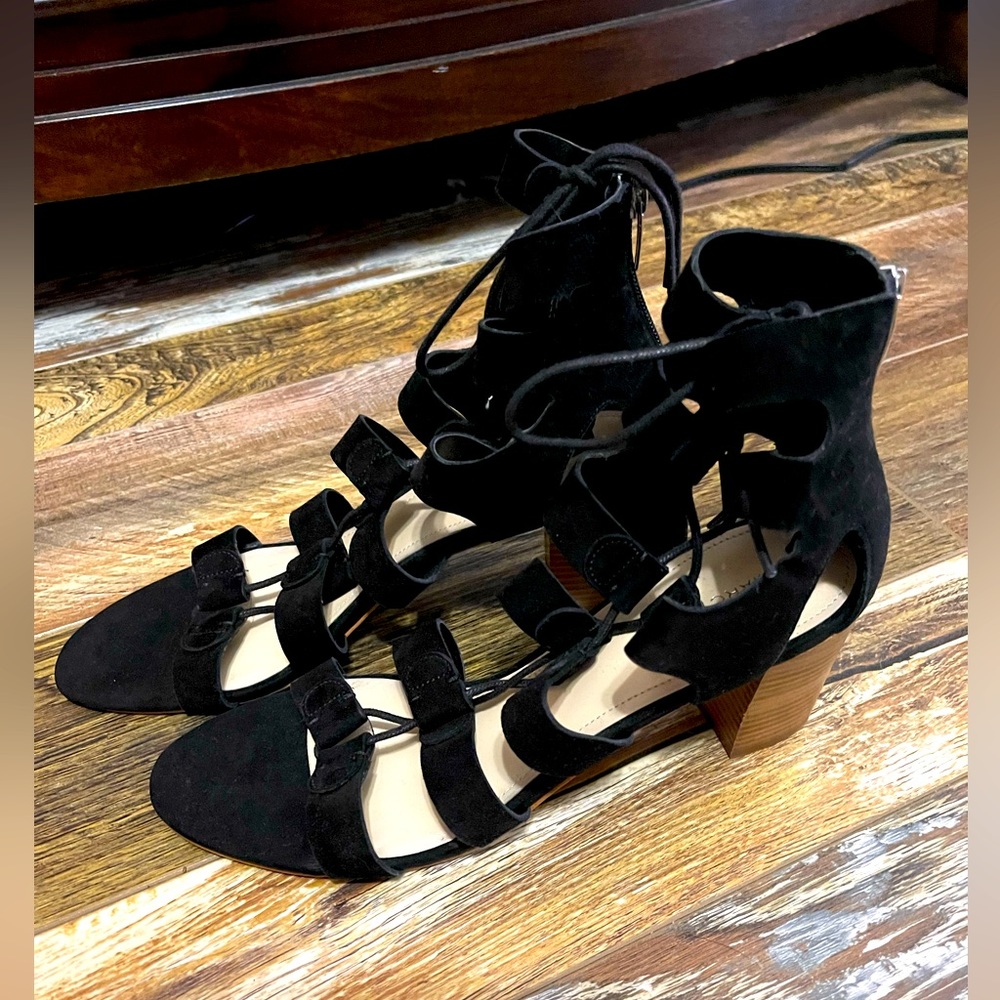 NWOT Marc Fisher Suede Lace Up and Zipped Heel Patsy Heeled Sandals Size 10M